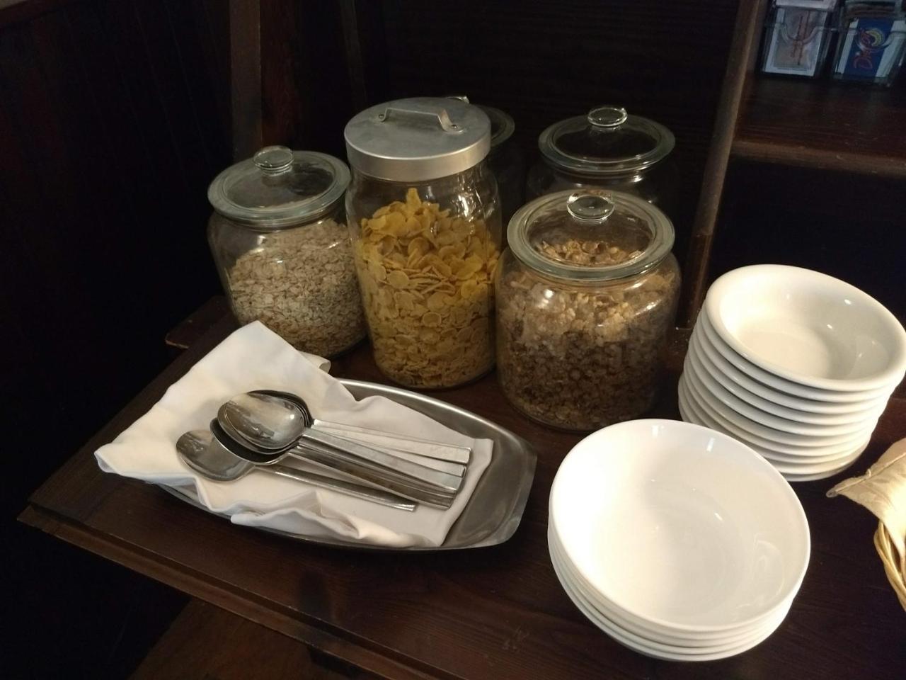 Hotel Ristorante Sassi Rossi Taceno Bagian luar foto